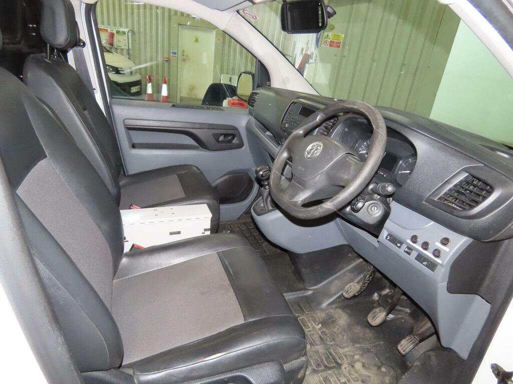 Vauxhall Vivaro 1.4 Vti S White #7
