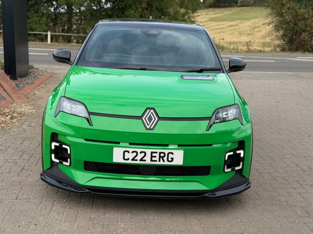 Renault 5 E-Tech Comfort Range 52Kwh Techno Hatchback Green #2