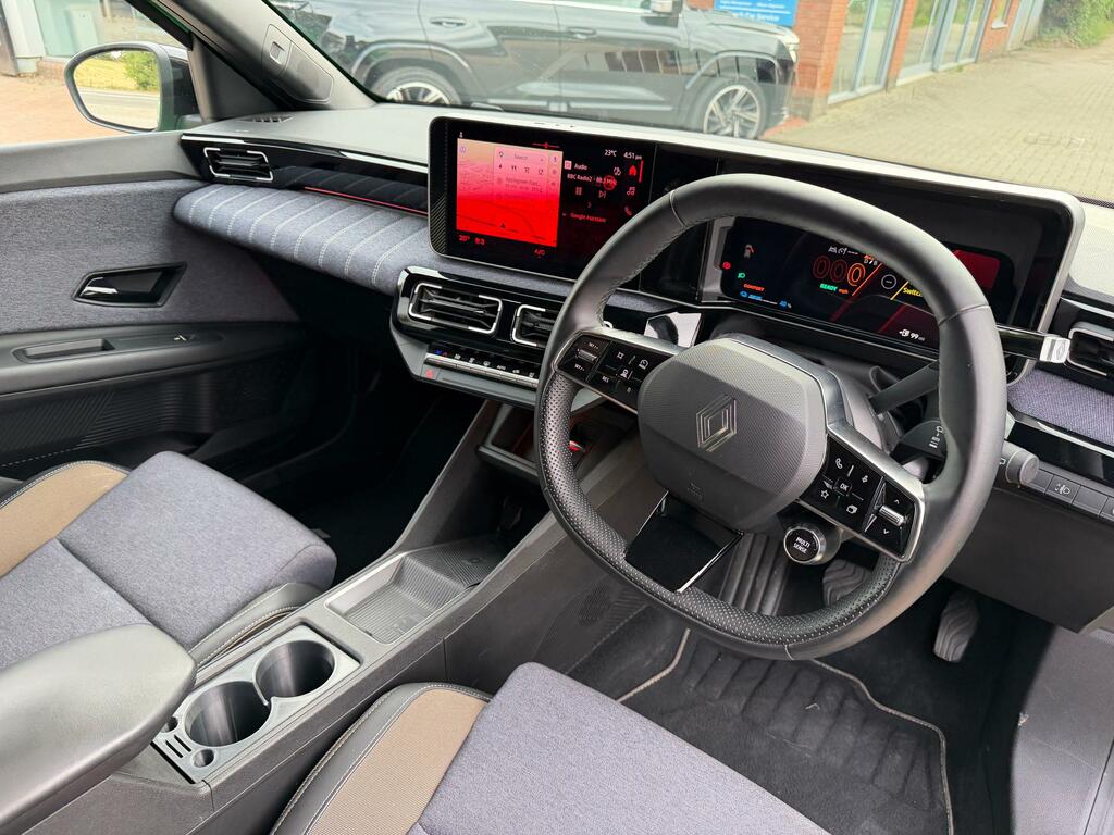 Renault 5 E-Tech Comfort Range 52Kwh Techno Hatchback Green #5