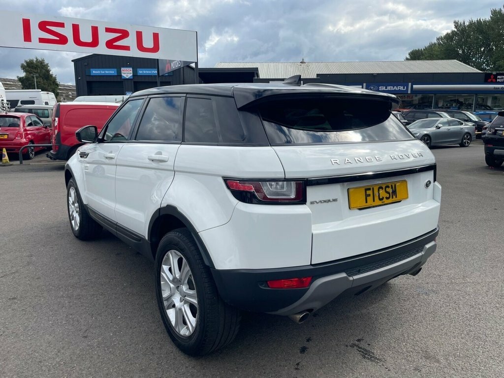 Land Rover Range Rover Evoque 2L Se Tech CU18UXO White #4