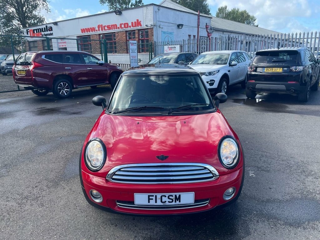 Mini Hatch 1.6L One Red #5