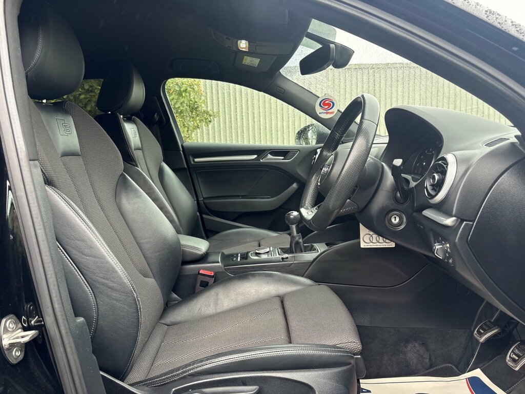 Audi A3 1.5 Tfsi Cod S Line Saloon Euro Black #4