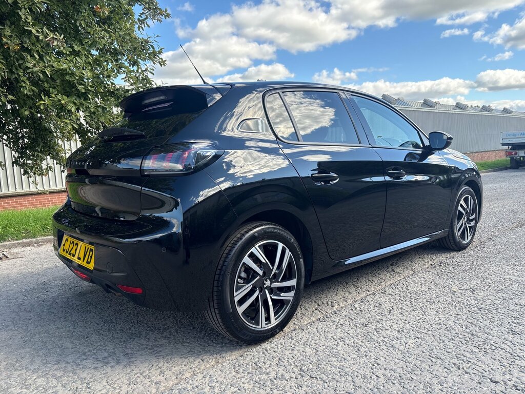 Peugeot 208 1.2 Puretech Allure Premium Hatchback Black #3