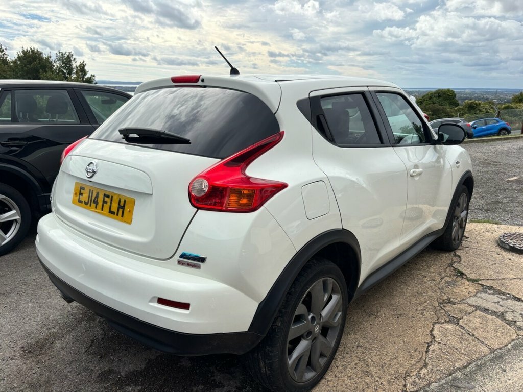 Nissan Juke Hatchback Black #6