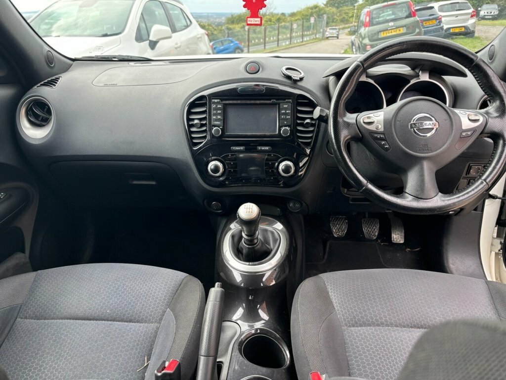 Nissan Juke Hatchback Black #9