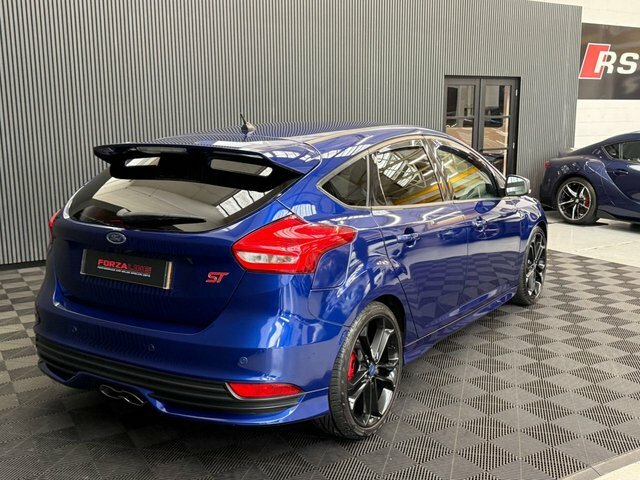 Ford Focus 2017 2.0T Ecoboost St-3 Hatchback Manua Blue #3