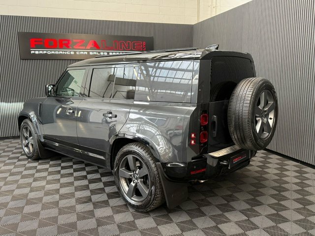 Land Rover Defender 110 2023 3.0 D300 Mhev X-dynamic Hse Hard Top Suv Grey #6