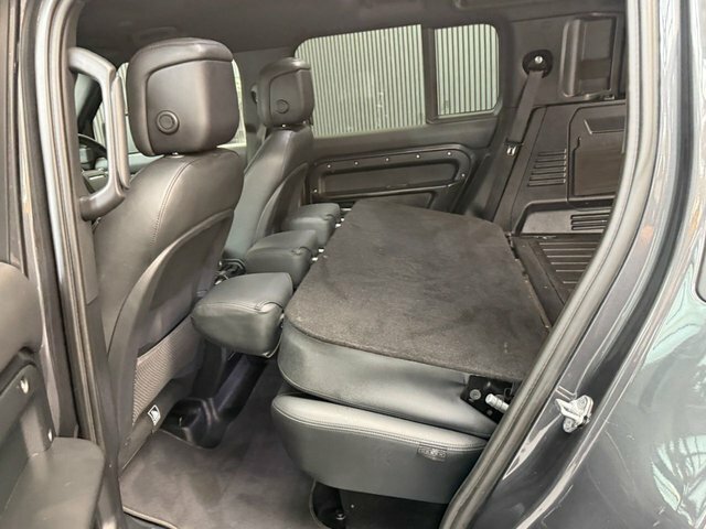 Land Rover Defender 110 D300 X-dynamic Hse Eiger Grey Grey #33
