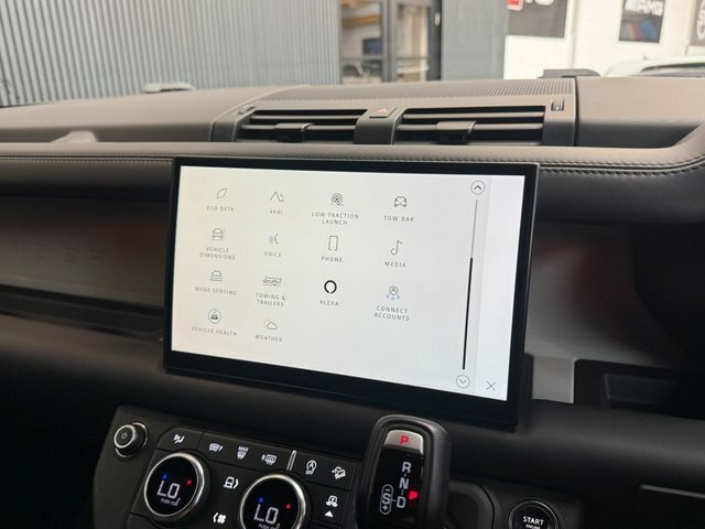 Land Rover Defender 110 D300 X-dynamic Hse Eiger Grey Grey #21