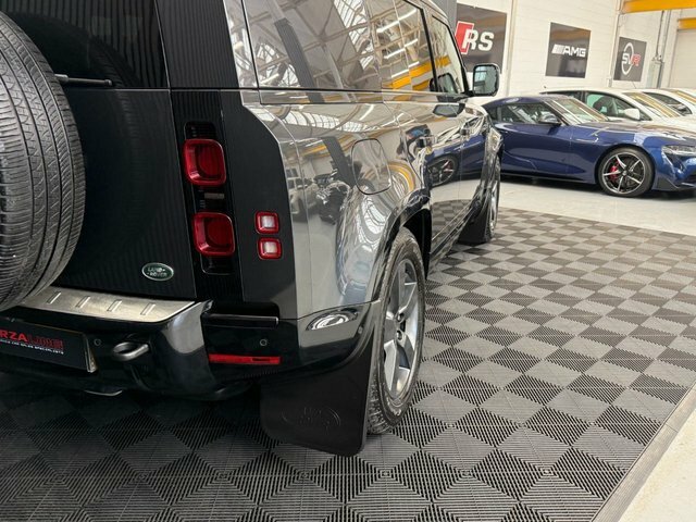 Land Rover Defender 110 D300 X-dynamic Hse Eiger Grey Grey #50