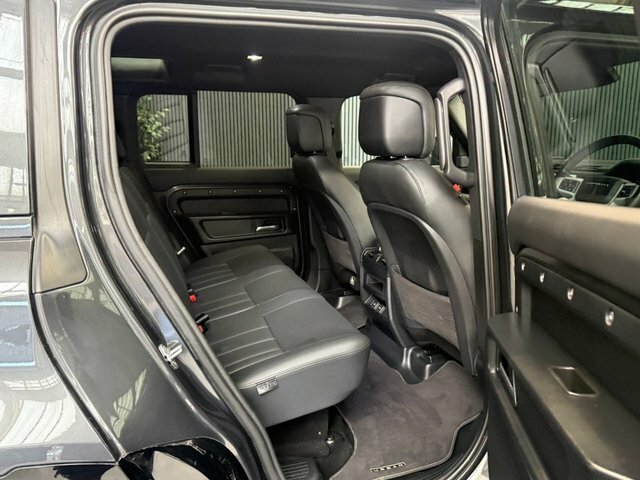 Land Rover Defender 110 D300 X-dynamic Hse Eiger Grey Grey #15
