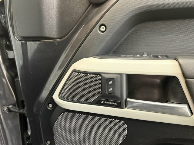Land Rover Defender 110 D300 X-dynamic Hse Eiger Grey Grey #12