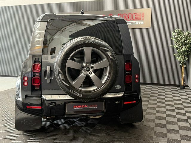 Land Rover Defender 110 2023 3.0 D300 Mhev X-dynamic Hse Hard Top Suv Grey #5