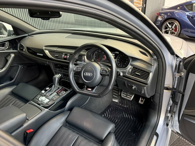 Audi A6 Avant Estate Blue #15