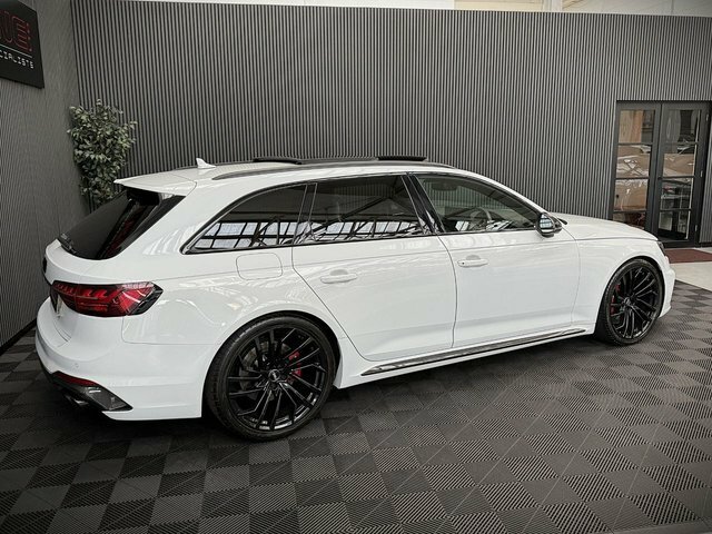 Audi RS4 Avant 2020 2.9 Tfsi V6 Carbon Black Estate Ti White #6