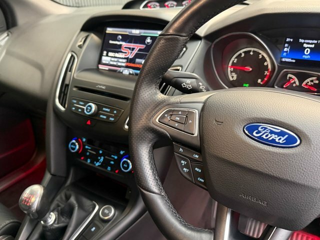 Ford Focus Hatchback 1.5 Tdci Zetec S Euro 6 Ss 2015 Black #21