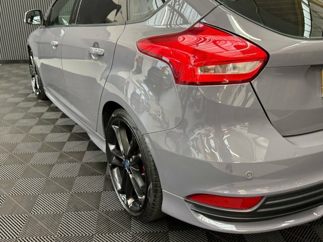 Ford Focus Hatchback 1.5 Tdci Zetec S Euro 6 Ss 2015 Black #73