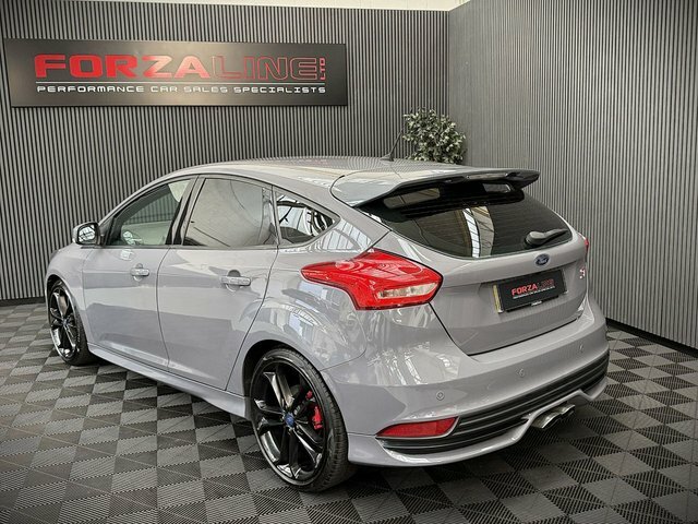Ford Focus Hatchback 1.5 Tdci Zetec S Euro 6 Ss 2015 Black #8