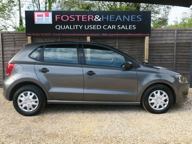 Volkswagen Polo Blue #10
