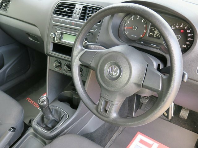 Volkswagen Polo Blue #13