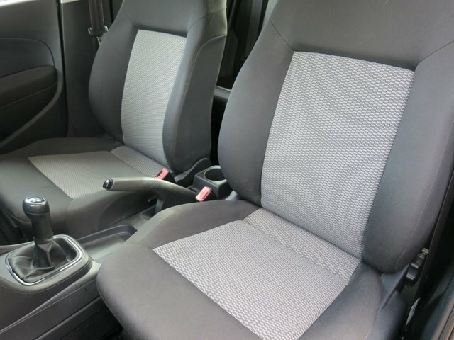 Volkswagen Polo Blue #17