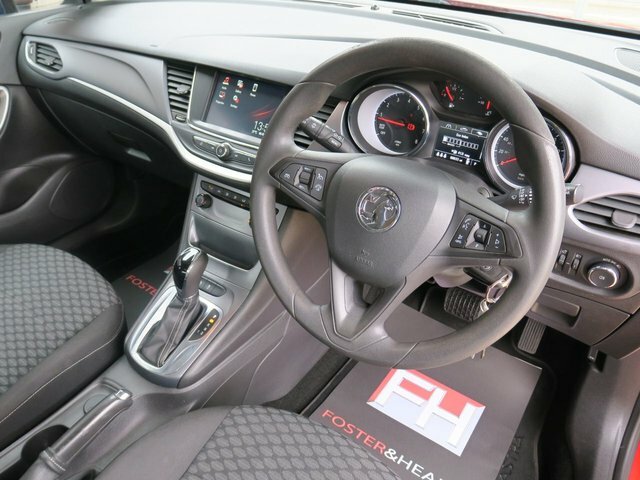Vauxhall Astra 1.4I Turbo Design Hatchback Euro 6 Red #3