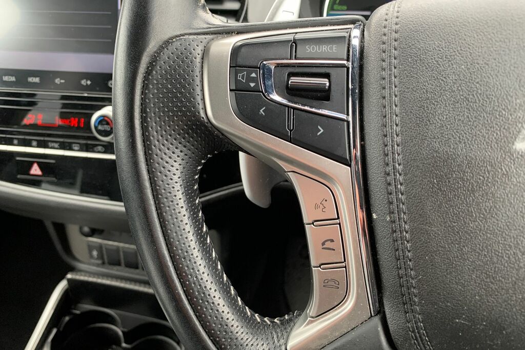 Mitsubishi Outlander 2.4 Phev Dynamic Black #6