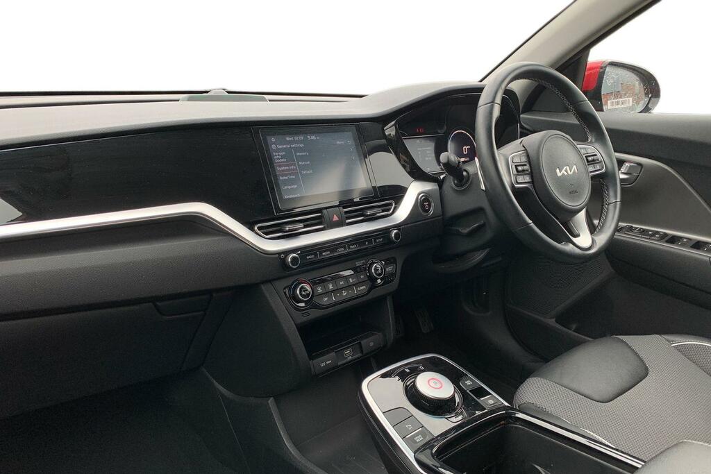 Kia e-Niro 150Kw 2 Long Range 64Kwh LD22CVW Red #4