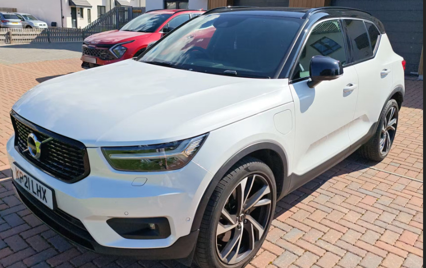 Volvo XC40 1.5 T5 Recharge Phev R Design Pro White