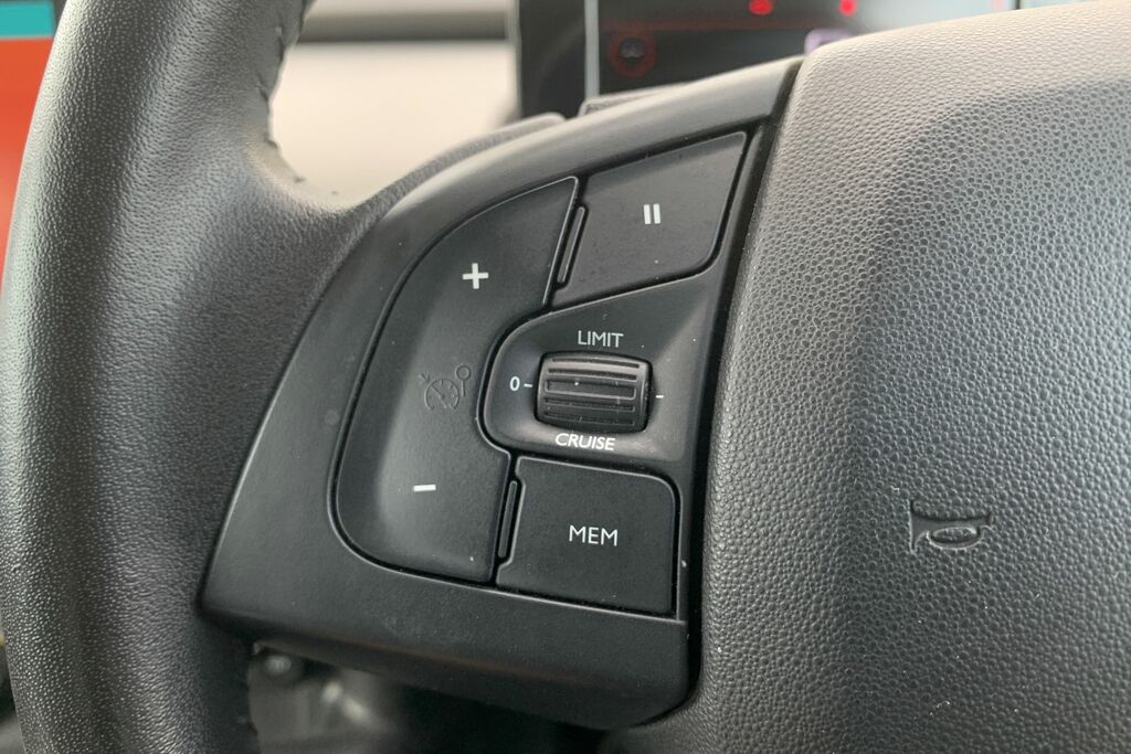 Citroen C4 Cactus 1.2 Puretech Flair 6 Speed Blue #6