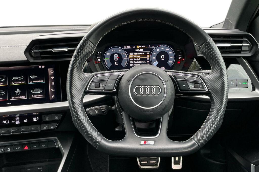 Audi A3 40 Tfsi E S Line S Tronic WG72LGC Grey #5
