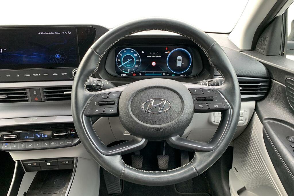 Hyundai I20 1.0T Gdi 48V Mhd Ultimate White #5