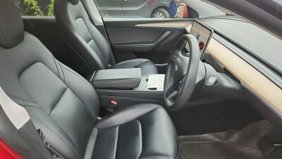 Tesla Model Y Long Range Awd Red #4