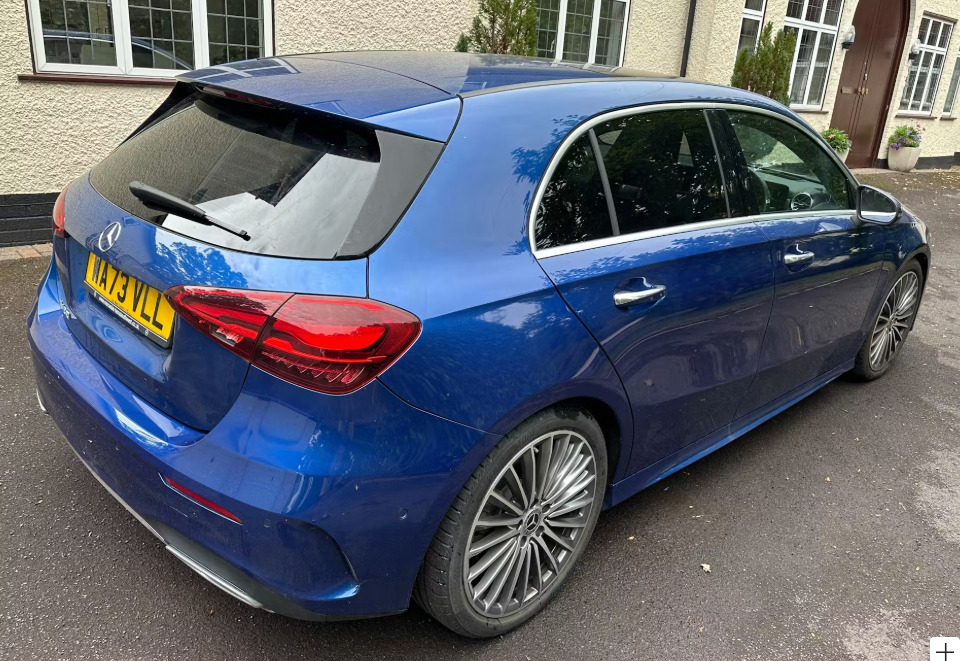 Mercedes-Benz A Class A180 Amg Line Premium Plus Blue #2