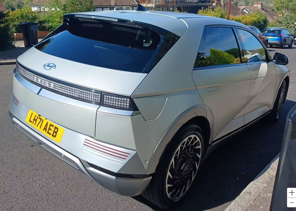 Hyundai Ioniq 5 225Kw Ultimate 73 Kwh Awd Tech Gold #2