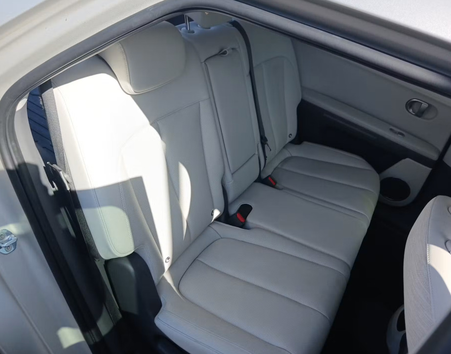 Hyundai Ioniq 5 225Kw Ultimate 73 Kwh Awd Tech Gold #6