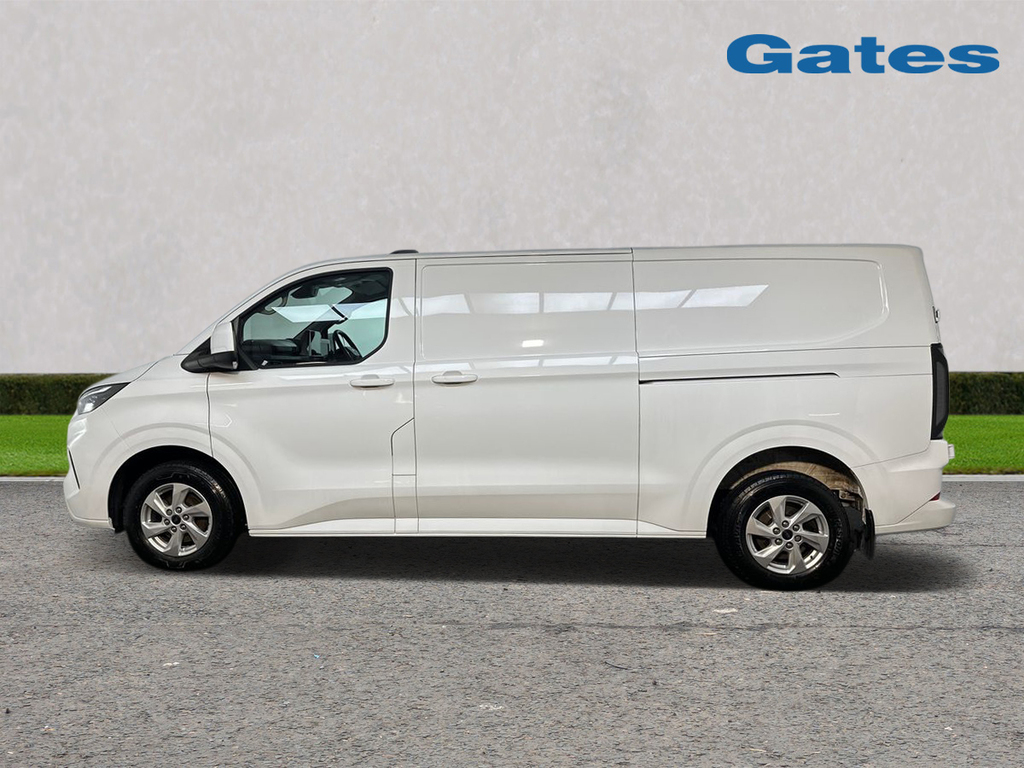 Ford Transit Custom Transit Custom 320 Lwb 2.0 Tdci Limited 136Ps LG25UAP White #4