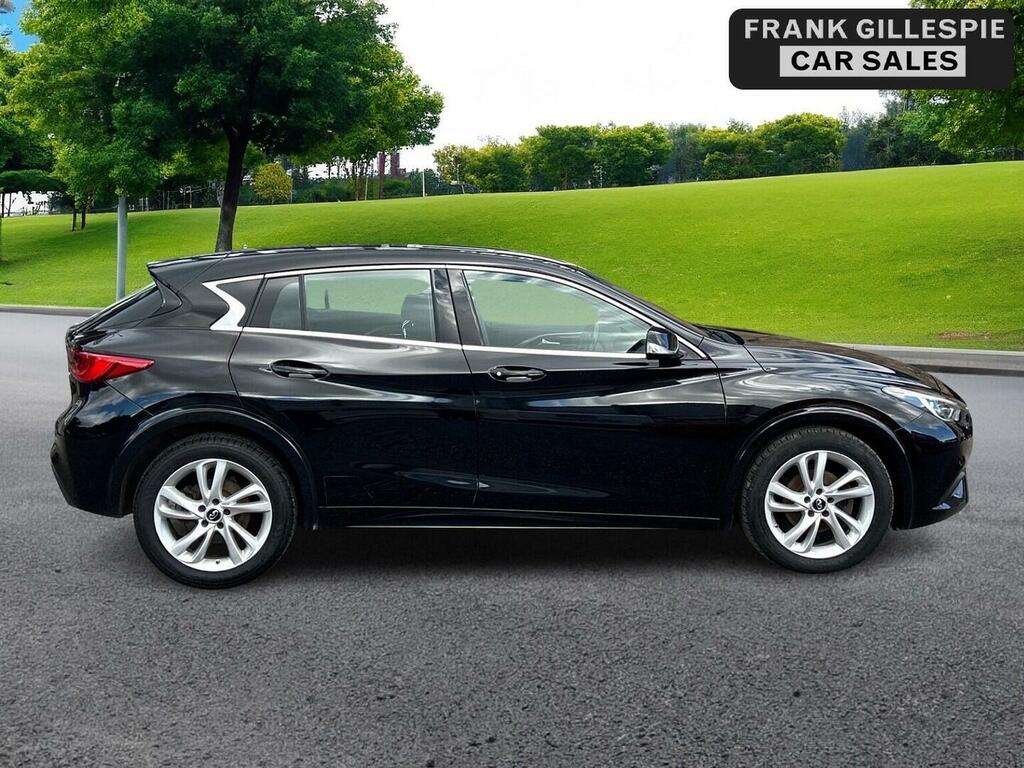 Infiniti Q30 1.5D Se Euro 6 Ss Black