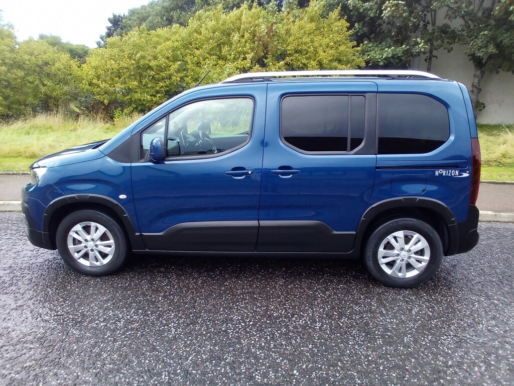 Peugeot Rifter Mpv 1.5 Bluehdi Allure Horizon Re 2020 Blue #5