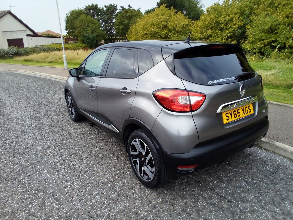 Renault Captur Dynamique S Nav 1.5 Dci 90 Grey #4