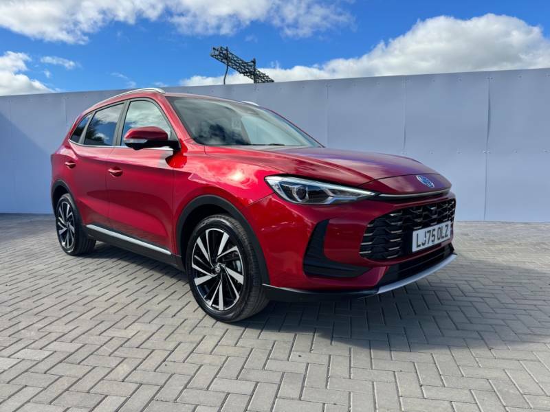 MG ZS 1.5 Hybrid Trophy Red #2
