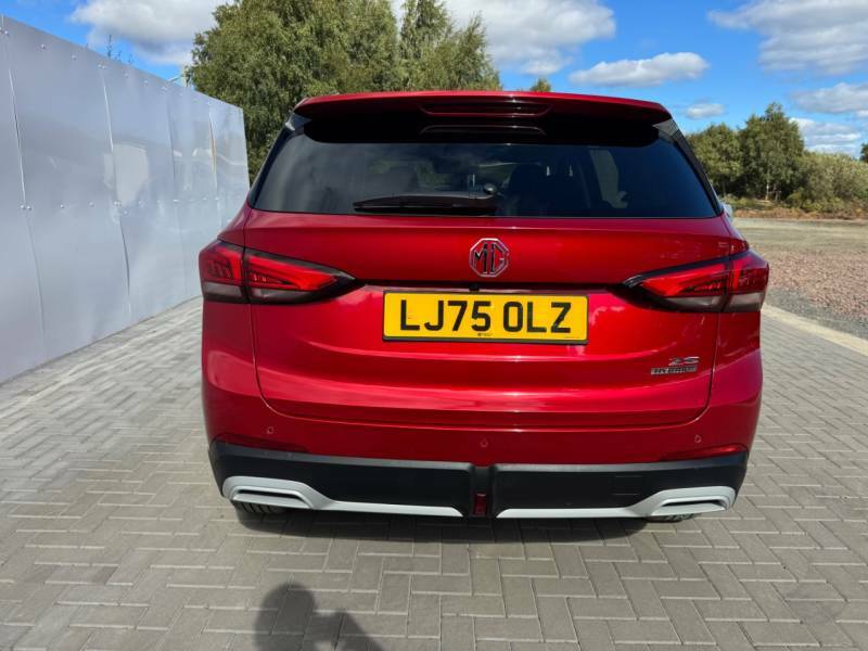 MG ZS 1.5 Hybrid Trophy Red #6