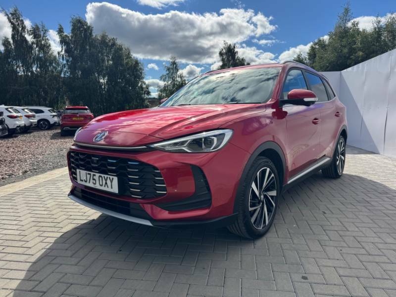 MG ZS 1.5 Hybrid Trophy Red #4