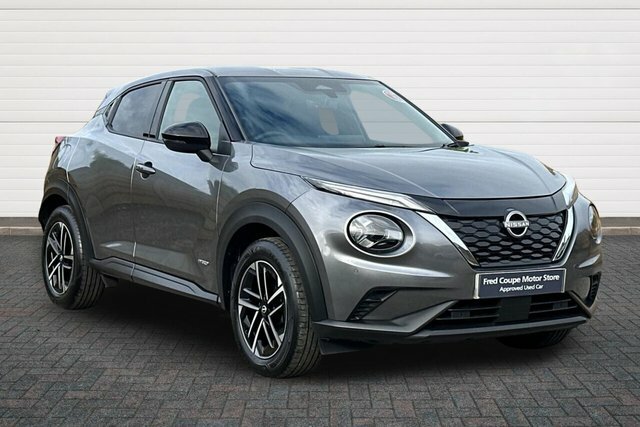 Nissan Juke N-connecta Suv Grey