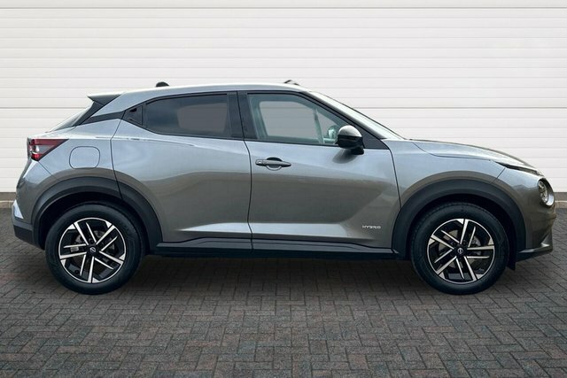 Nissan Juke N-connecta Suv Grey #2