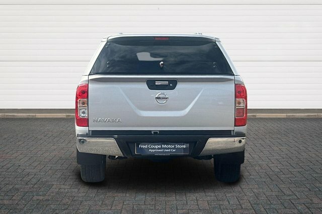 Nissan Navara Dci Tekna Pickup Double Silver #4