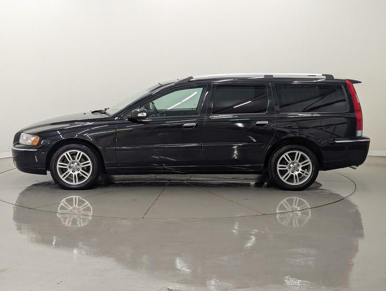 Volvo V70 2.4 Se Black #7