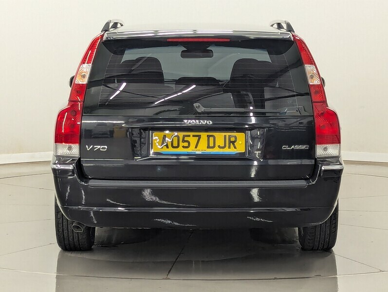 Volvo V70 2.4 Se Black #9