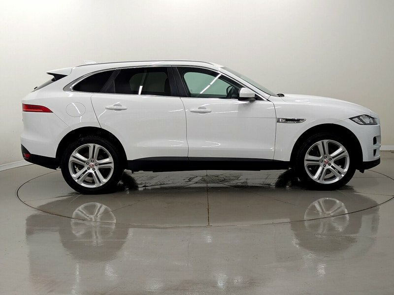 Jaguar F-Pace D240 Portfolio White #2