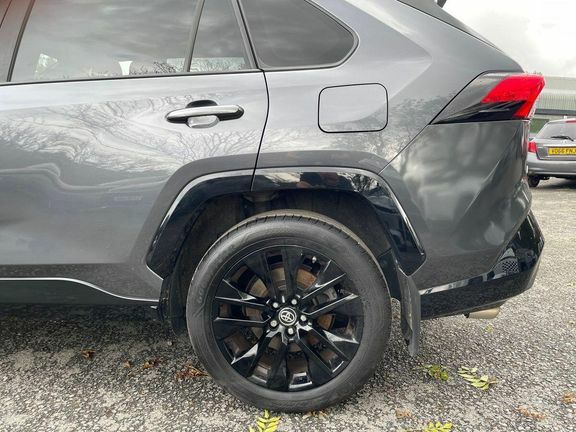 Toyota Rav 4 Dynamic Black #27